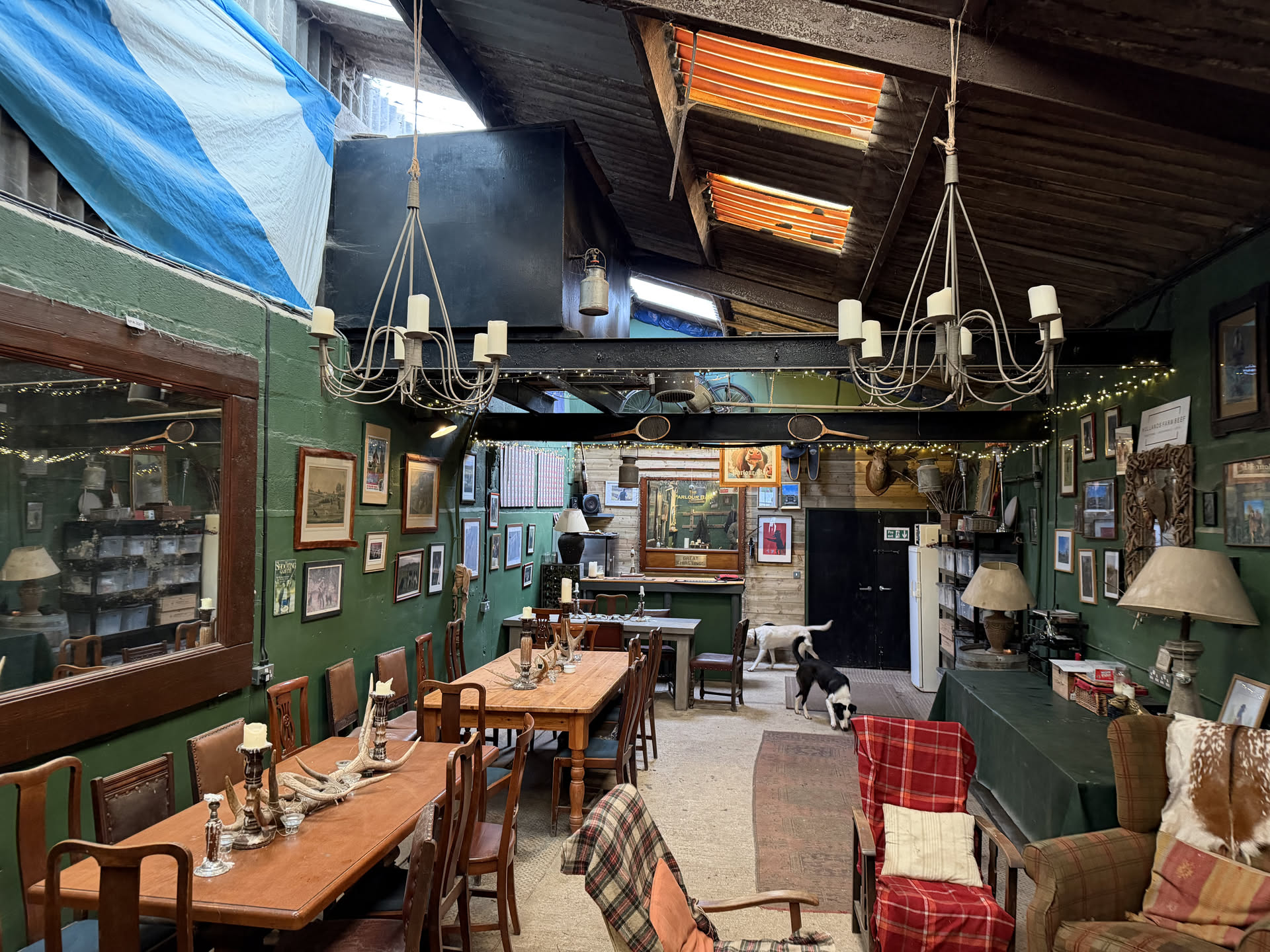 The Parlour — The Prancing Pony